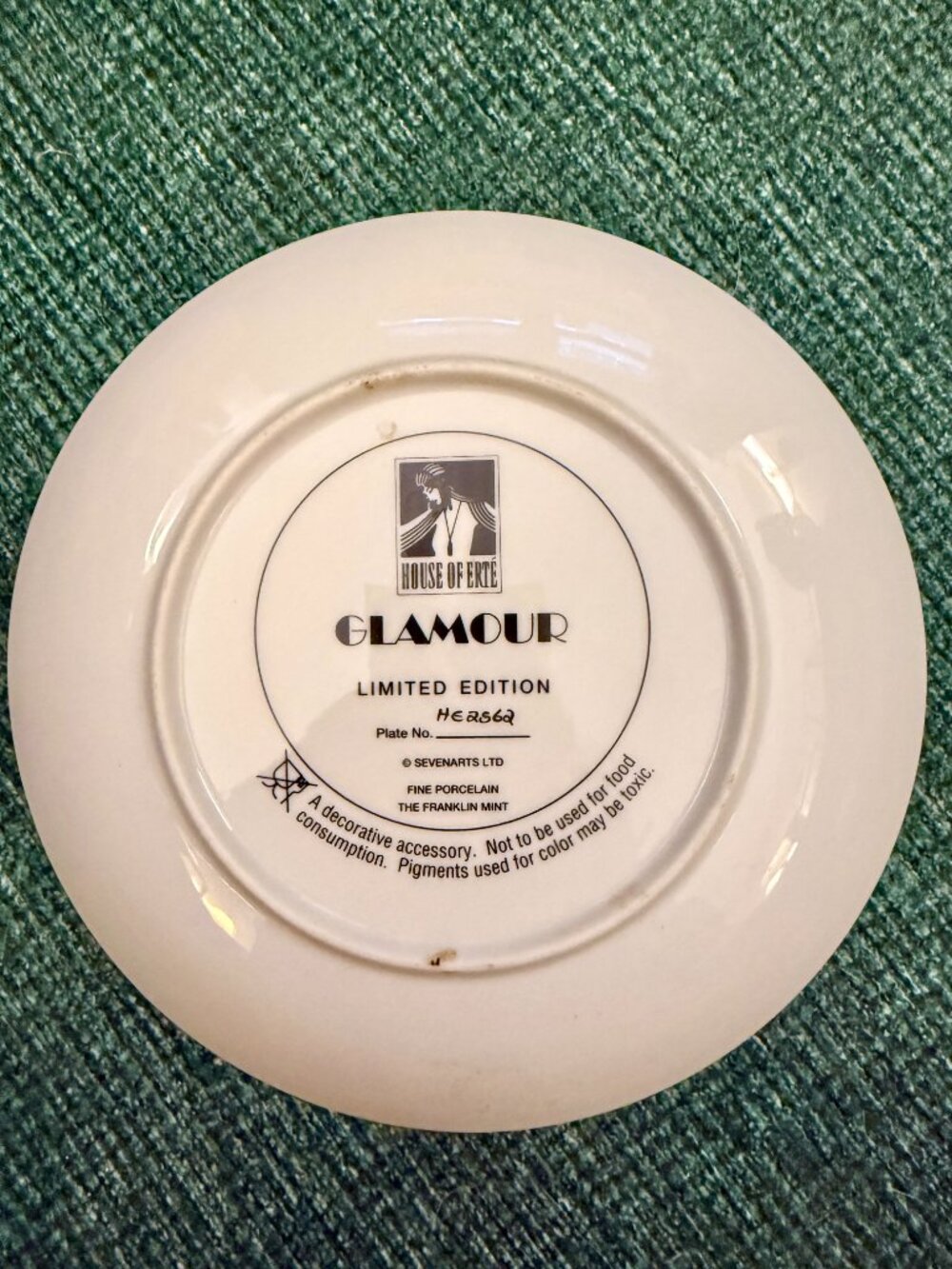 House of Erté 'Glamour' Franklin Mint Limited Edition Display Plate - Picture 2 of 2